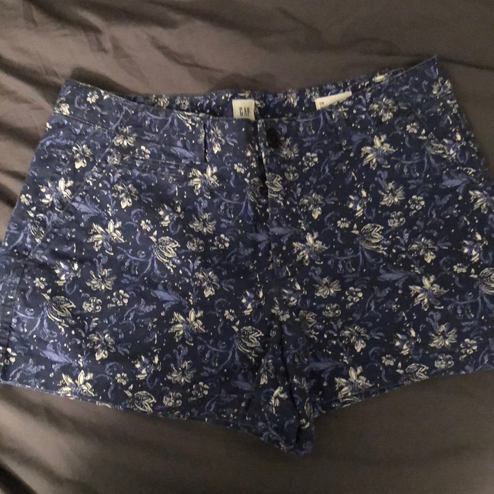 Flower print shorts